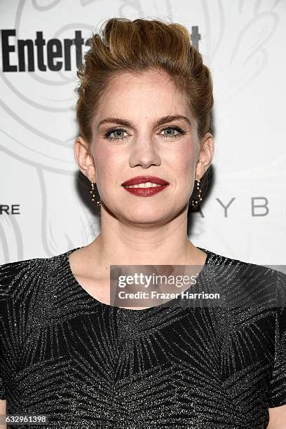 3,032 Anna Chlumsky Photos Stock Photos & High。